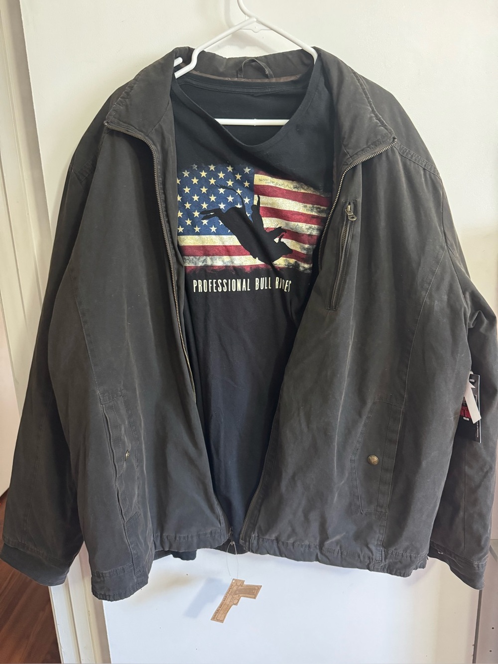 NWT 2021 PBR Vegas World Finals Lightweight Lined Jacket and PBR T-SHIRT!